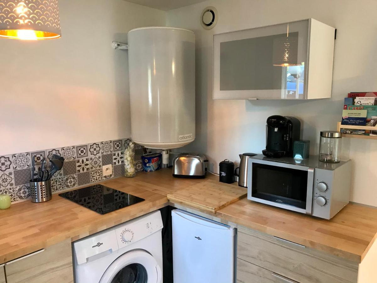 Le First Auversois Charmant Studio Avec Jardinet Apartment Luaran gambar